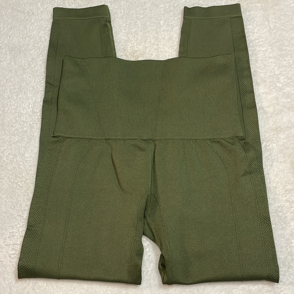 Homma Olive Green High-Waisted Leggings - Picture 2 of 10